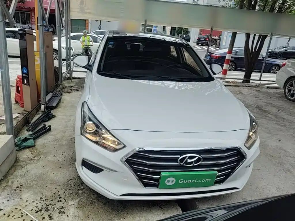 Hyundai Mistra — миниатюра 3
