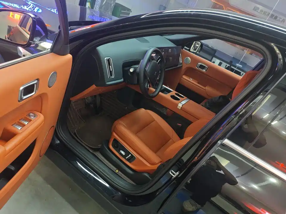 Li Auto Li L8 — миниатюра 17