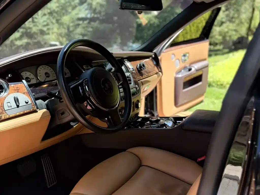 Rolls-Royce Ghost — миниатюра 7