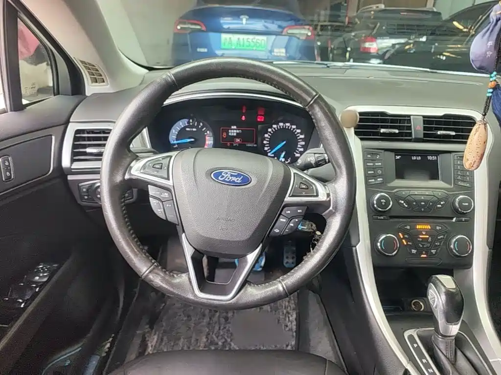 Ford Mondeo — миниатюра 3