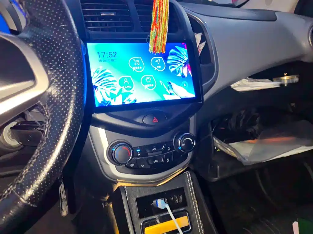 Changan Benben E-Star — миниатюра 9