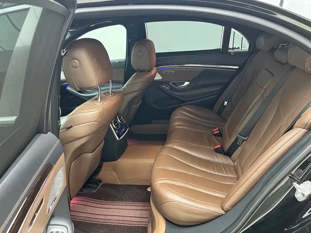 Mercedes-Benz S-Class — миниатюра 11