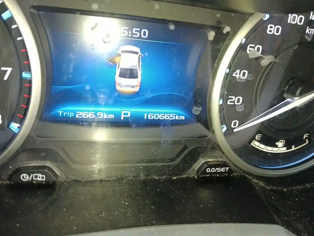 Geely Emgrand — миниатюра 8