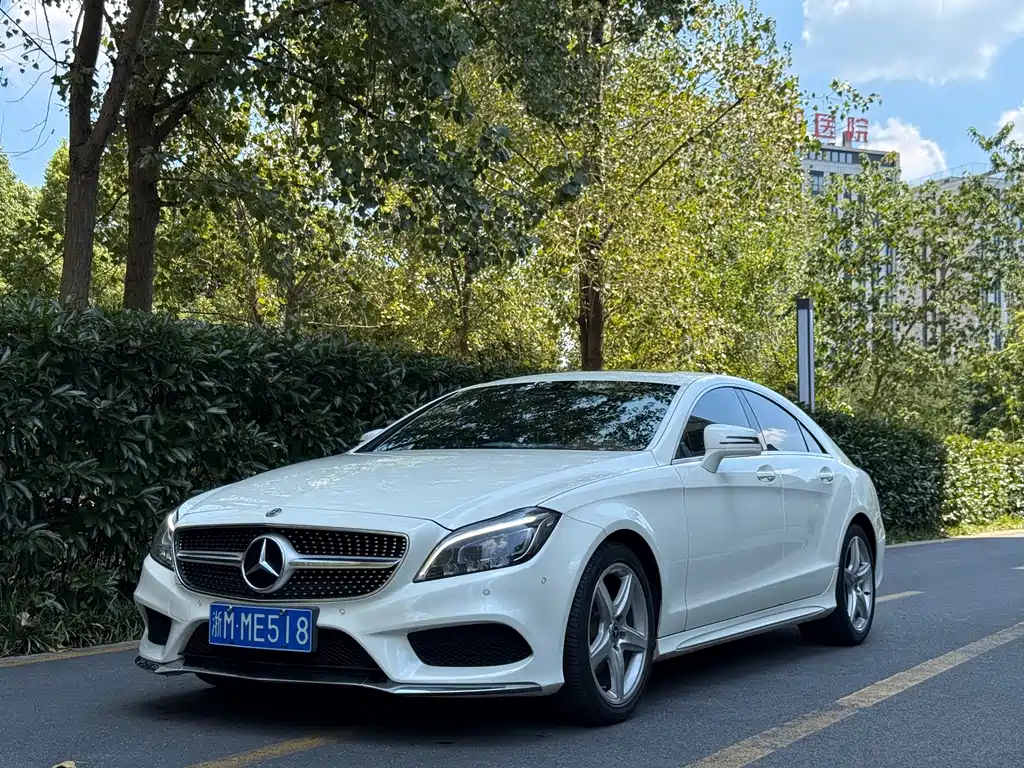 Mercedes-Benz CLS