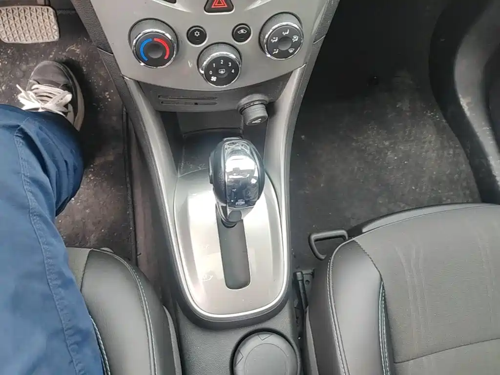 Chevrolet Trax — миниатюра 14
