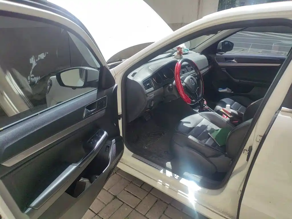 Volkswagen Lavida — миниатюра 12