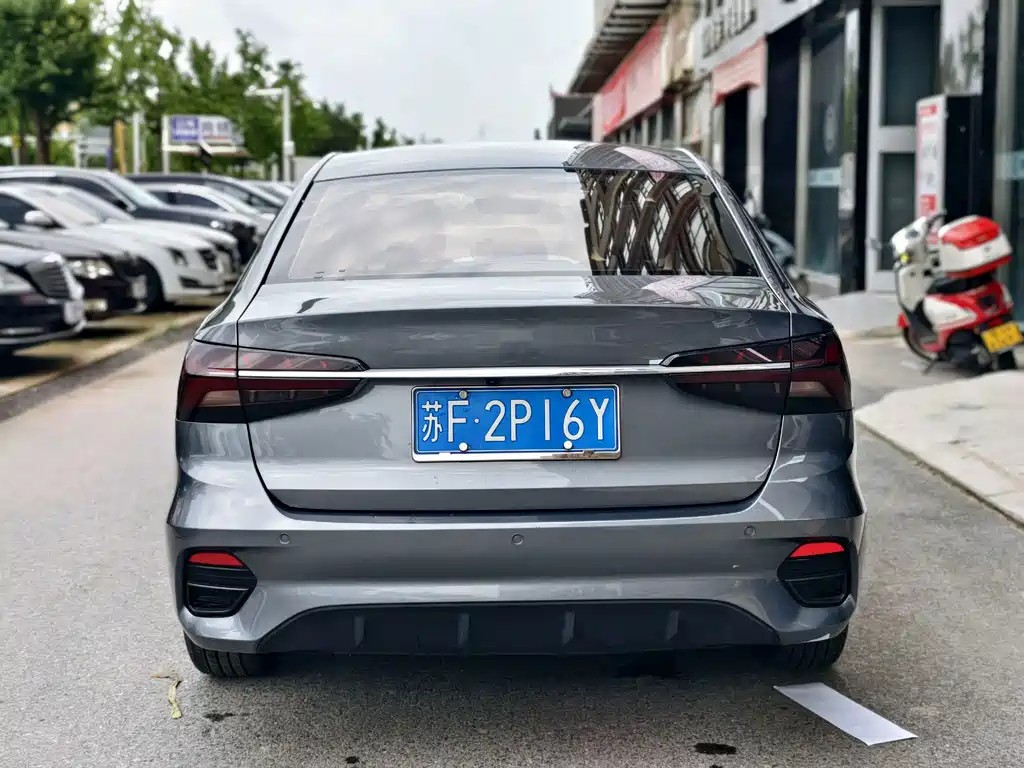 Roewe i5 — миниатюра 5