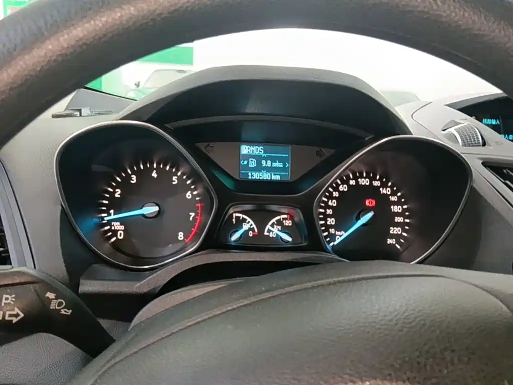 Ford Kuga — миниатюра 12