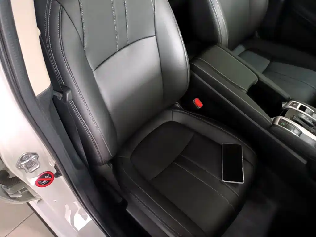 Honda Civic — миниатюра 25