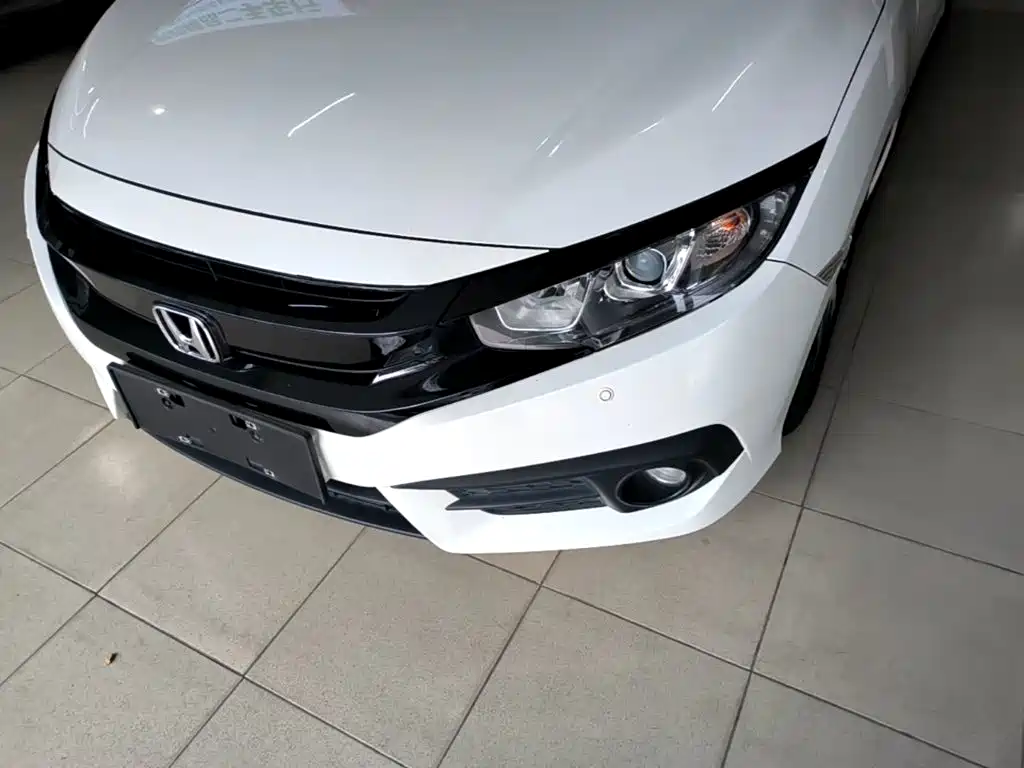 Honda Civic — миниатюра 24
