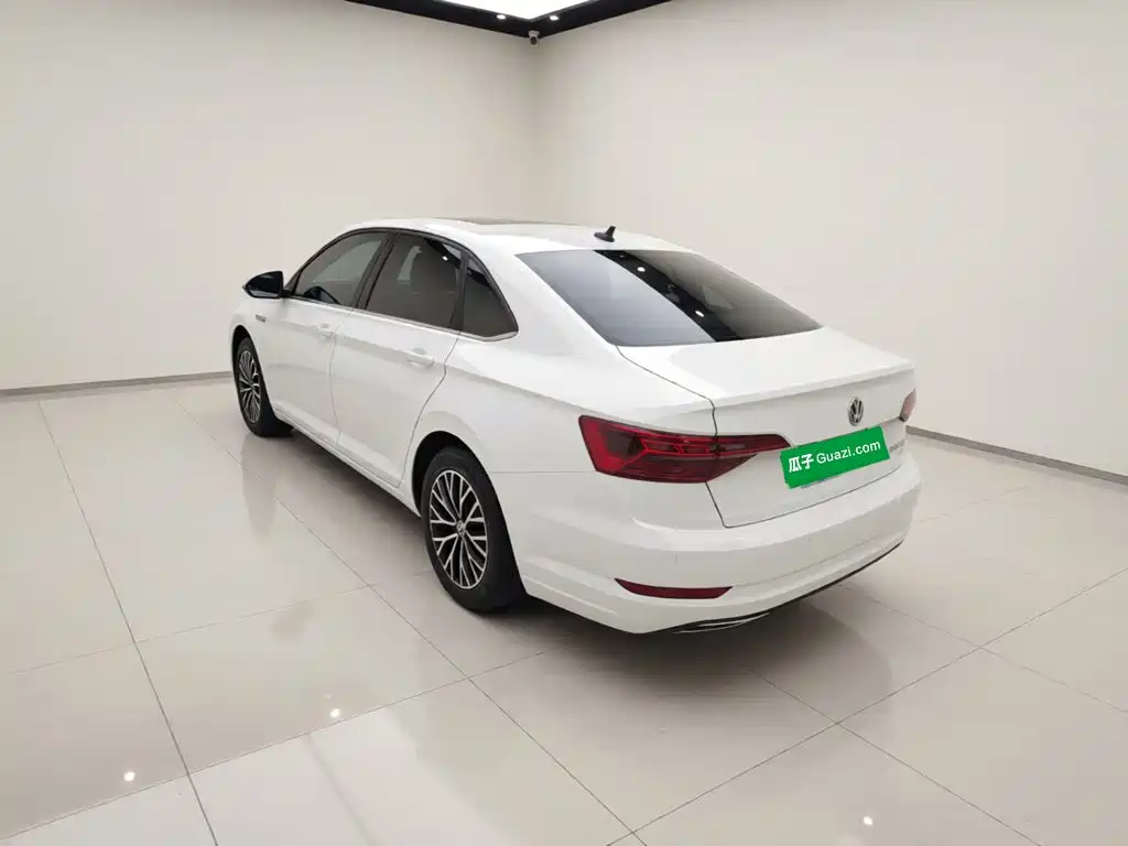 Volkswagen Sagitar — миниатюра 25