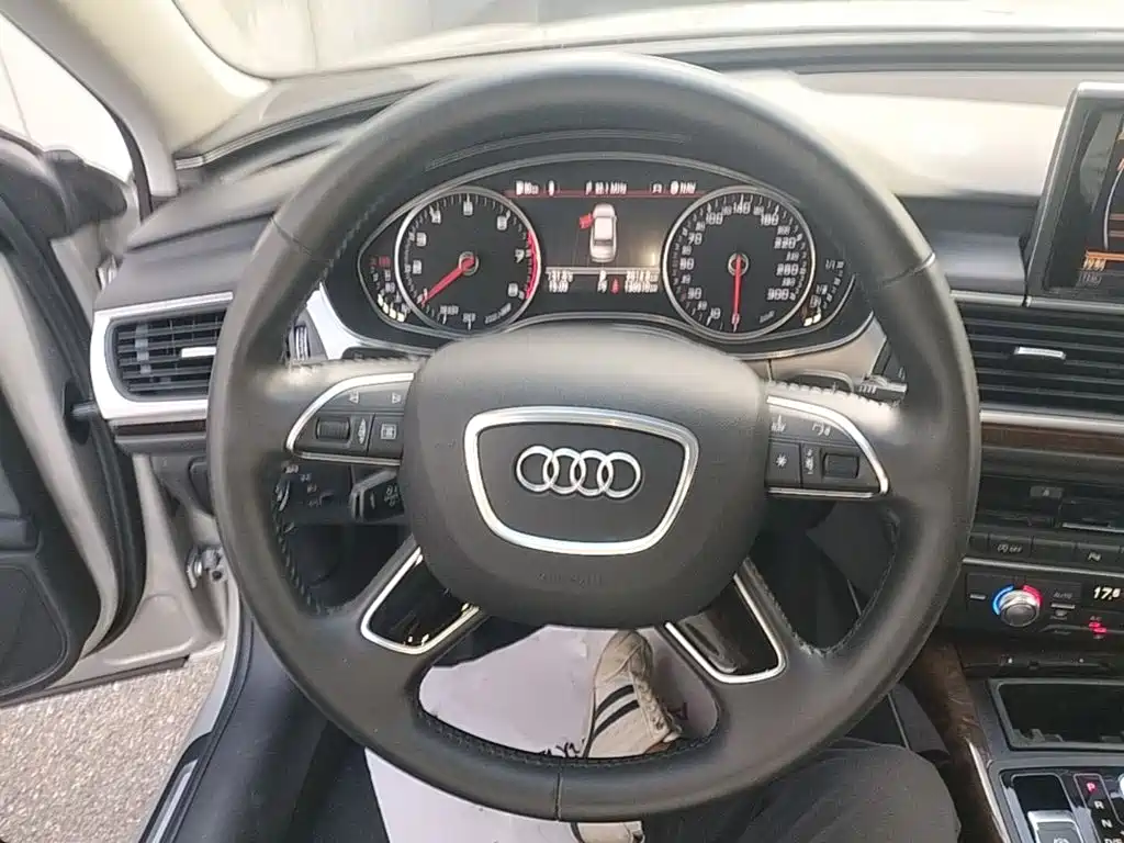 Audi A6L — миниатюра 11