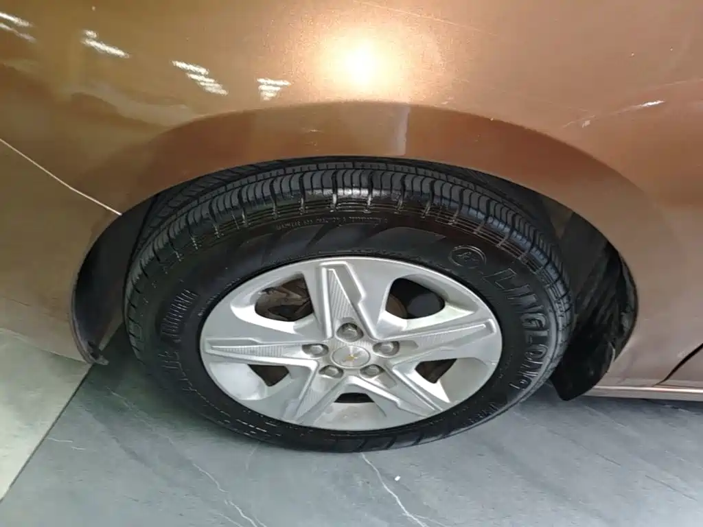 Chevrolet Cavalier — миниатюра 23