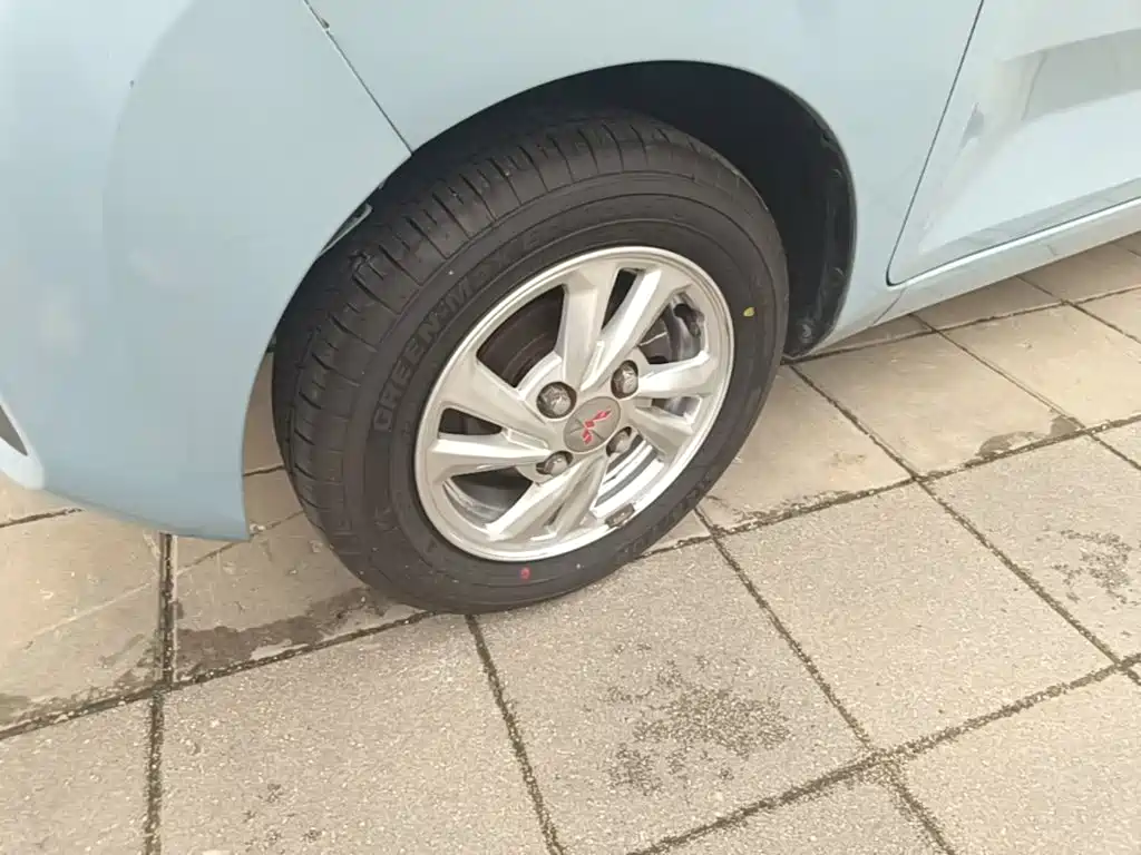 Wuling MINIEV — миниатюра 23