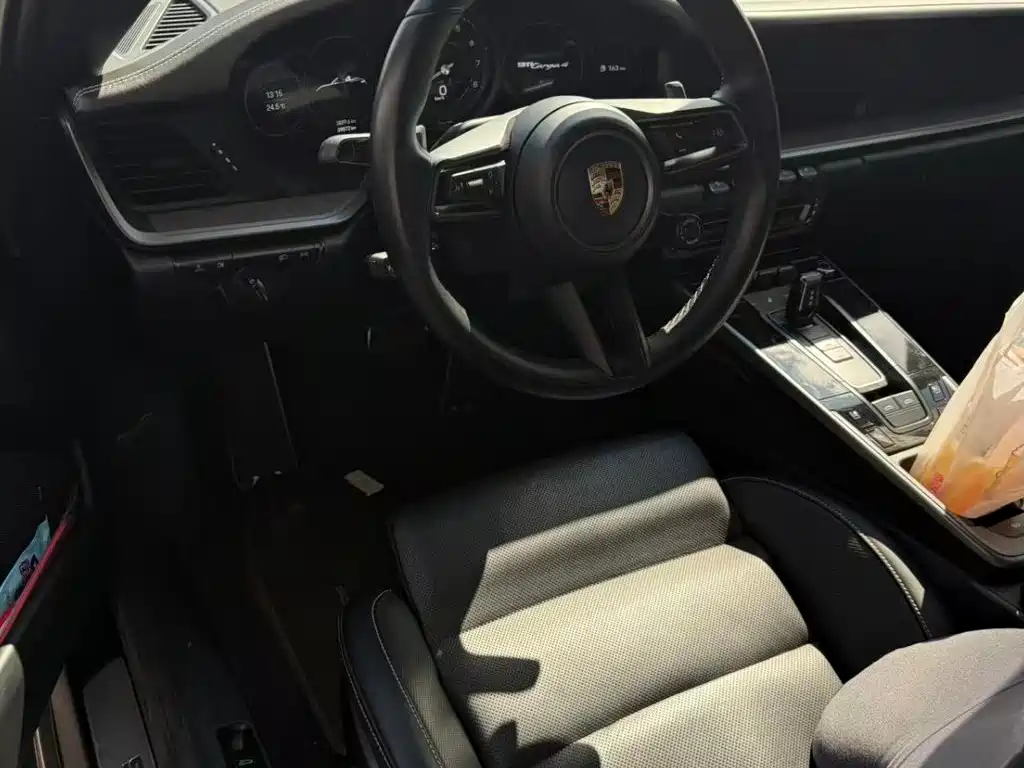 Porsche 911 — миниатюра 12