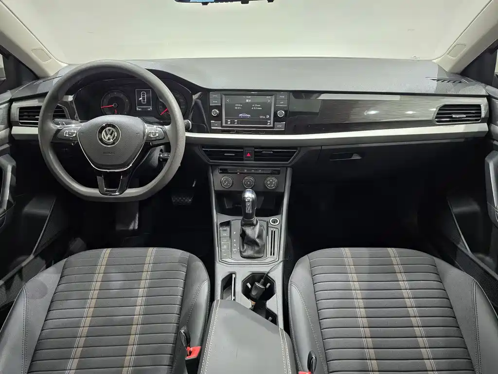 Volkswagen Lavida — миниатюра 13