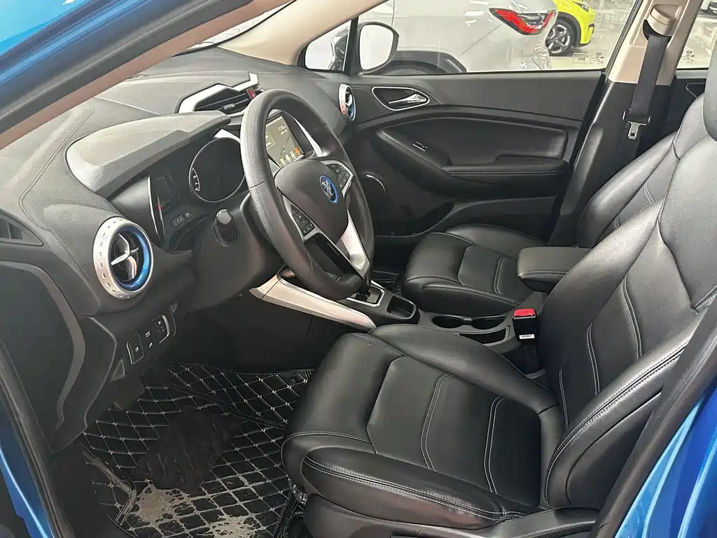 BYD Yuan EV — миниатюра 12