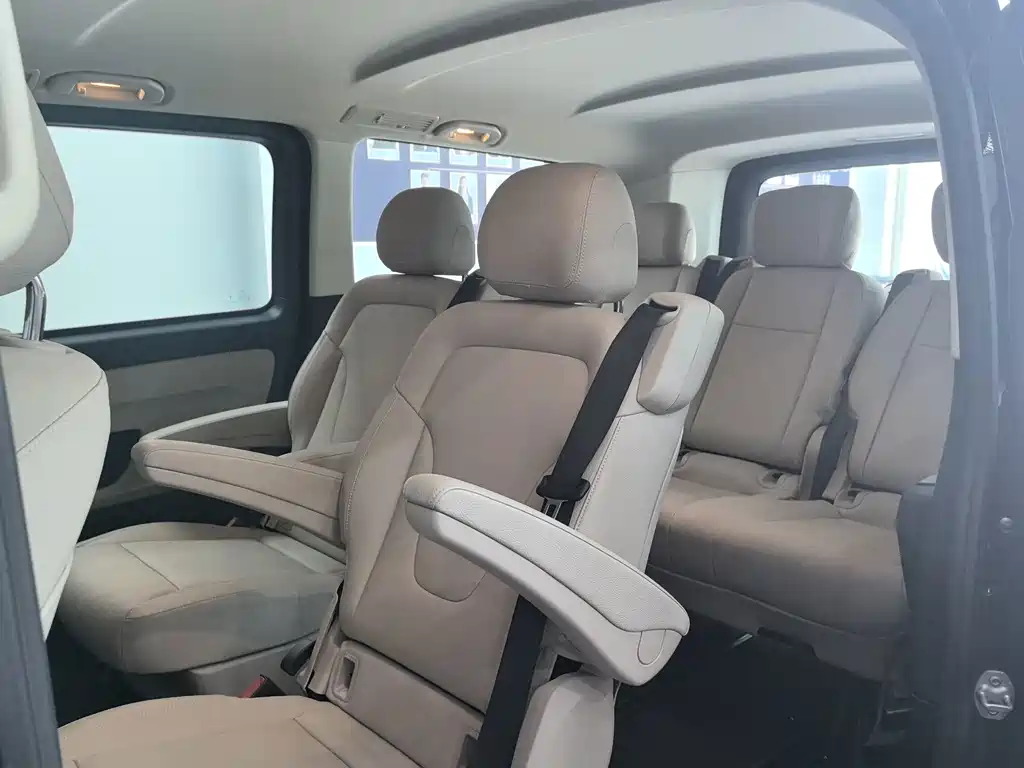 Mercedes-Benz Vito — миниатюра 22