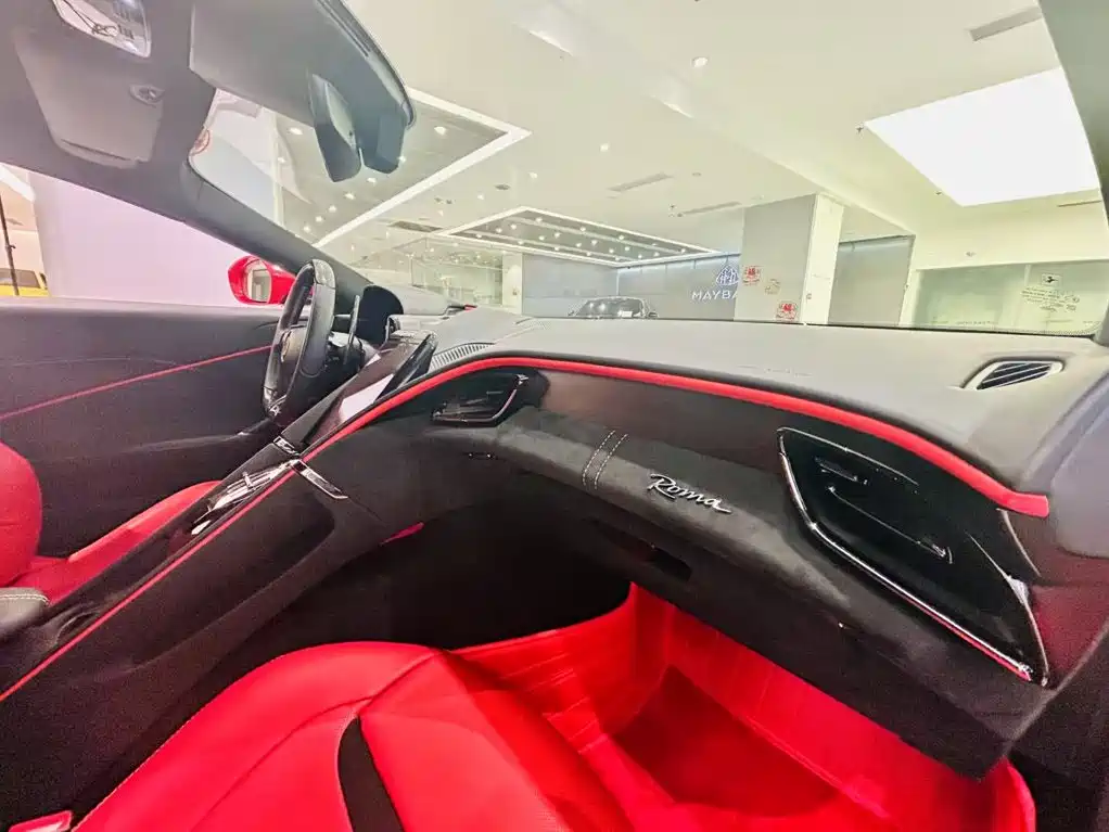 Ferrari Roma — миниатюра 7