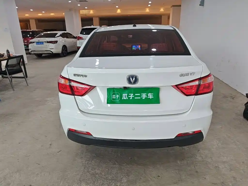 Changan V7 — миниатюра 3