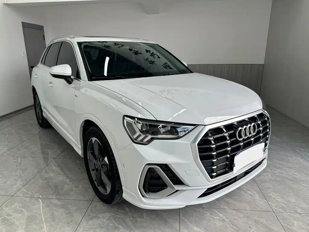 Audi Q3 — миниатюра 2