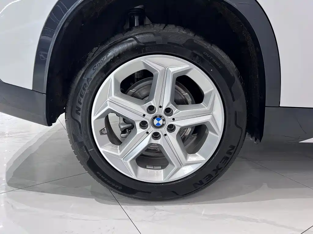 BMW X1 — миниатюра 20