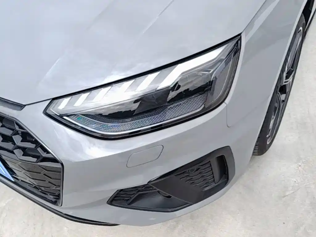 Audi A4L — миниатюра 24