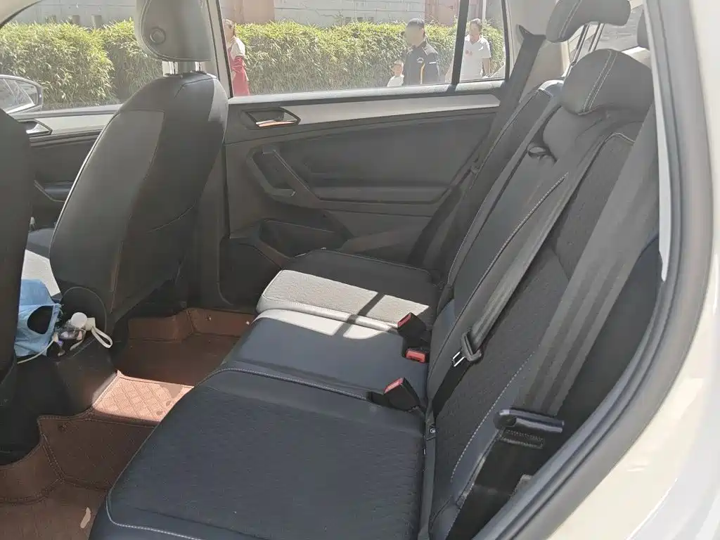 Volkswagen Tiguan L — миниатюра 18