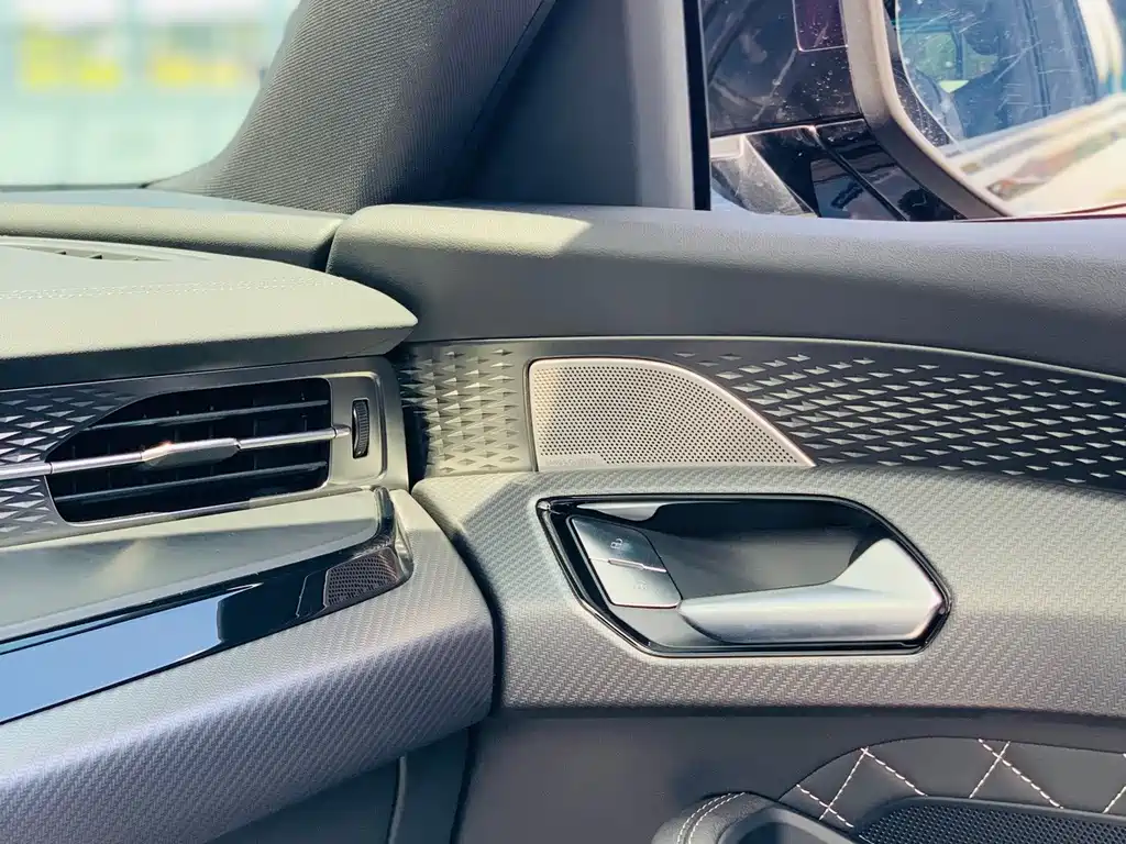 Audi Q6 — миниатюра 23