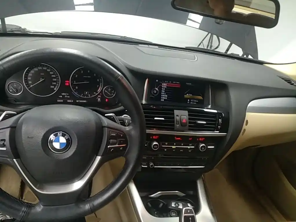 BMW X4 — миниатюра 10