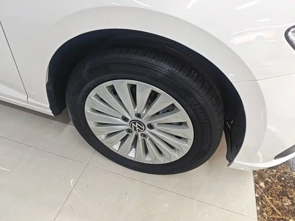 Volkswagen Lavida — миниатюра 23