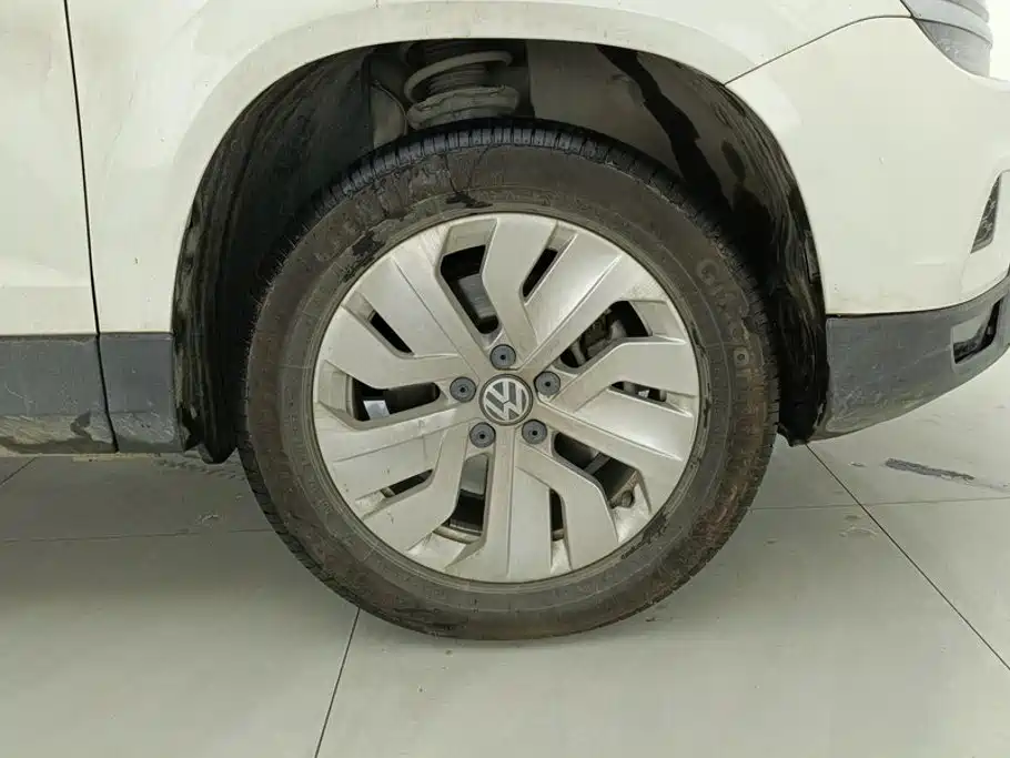 Volkswagen Tharu — миниатюра 6