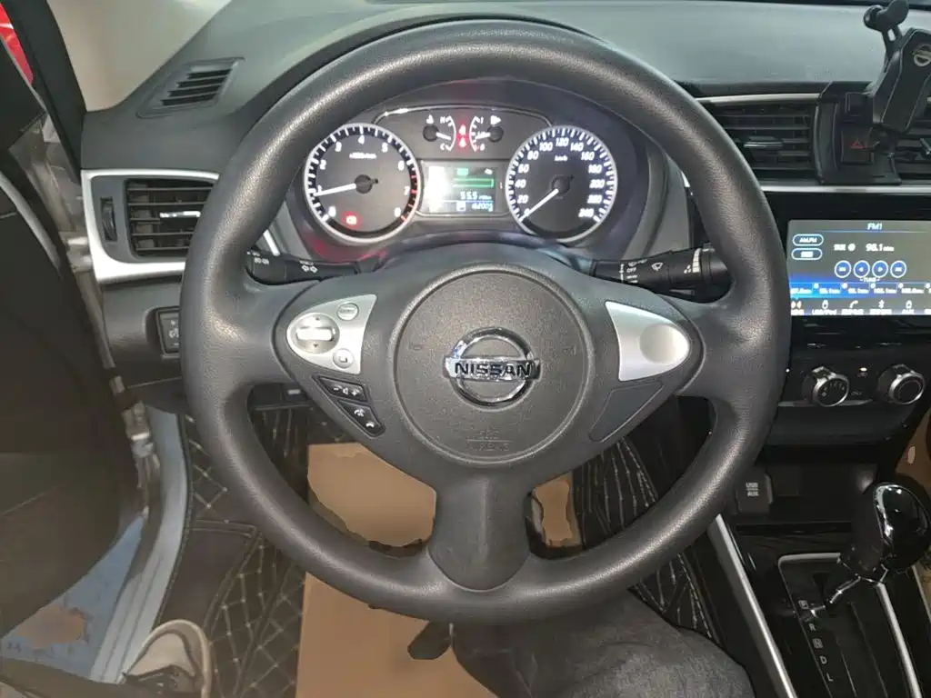 Nissan Sylphy — миниатюра 11