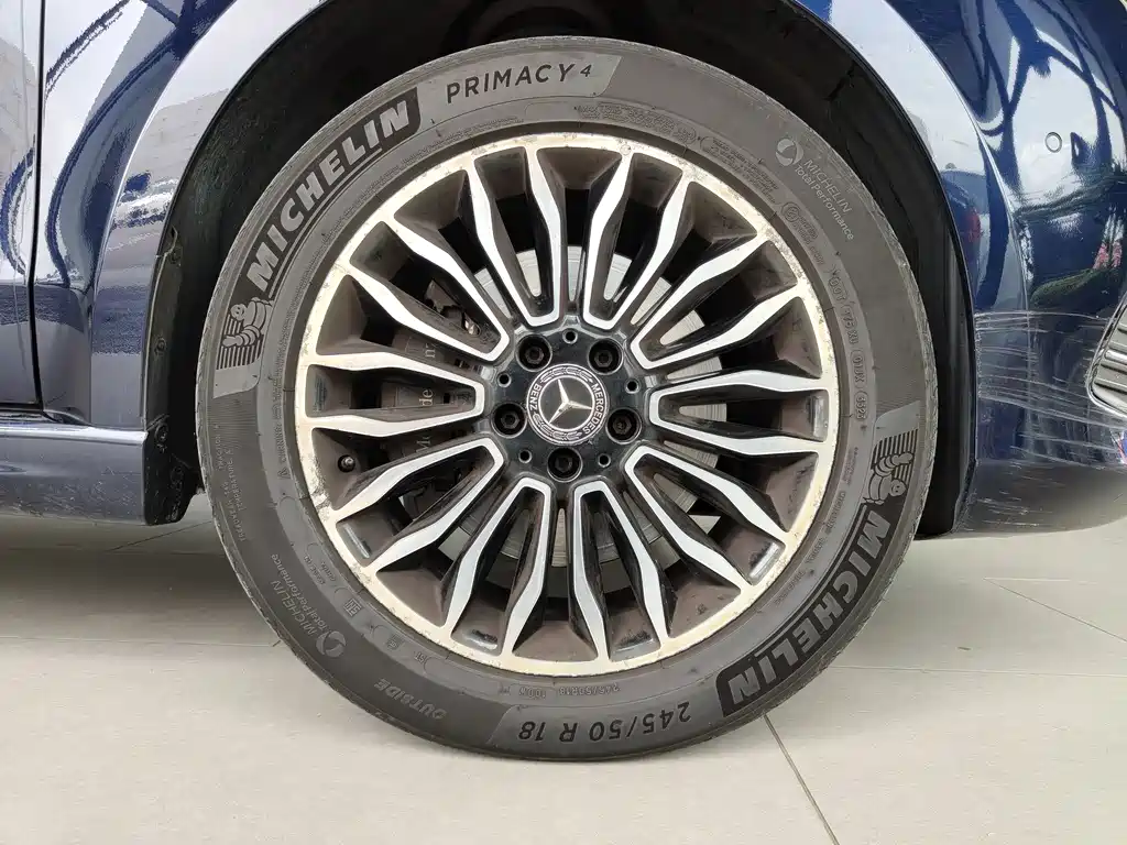 Mercedes-Benz V-Class — миниатюра 16