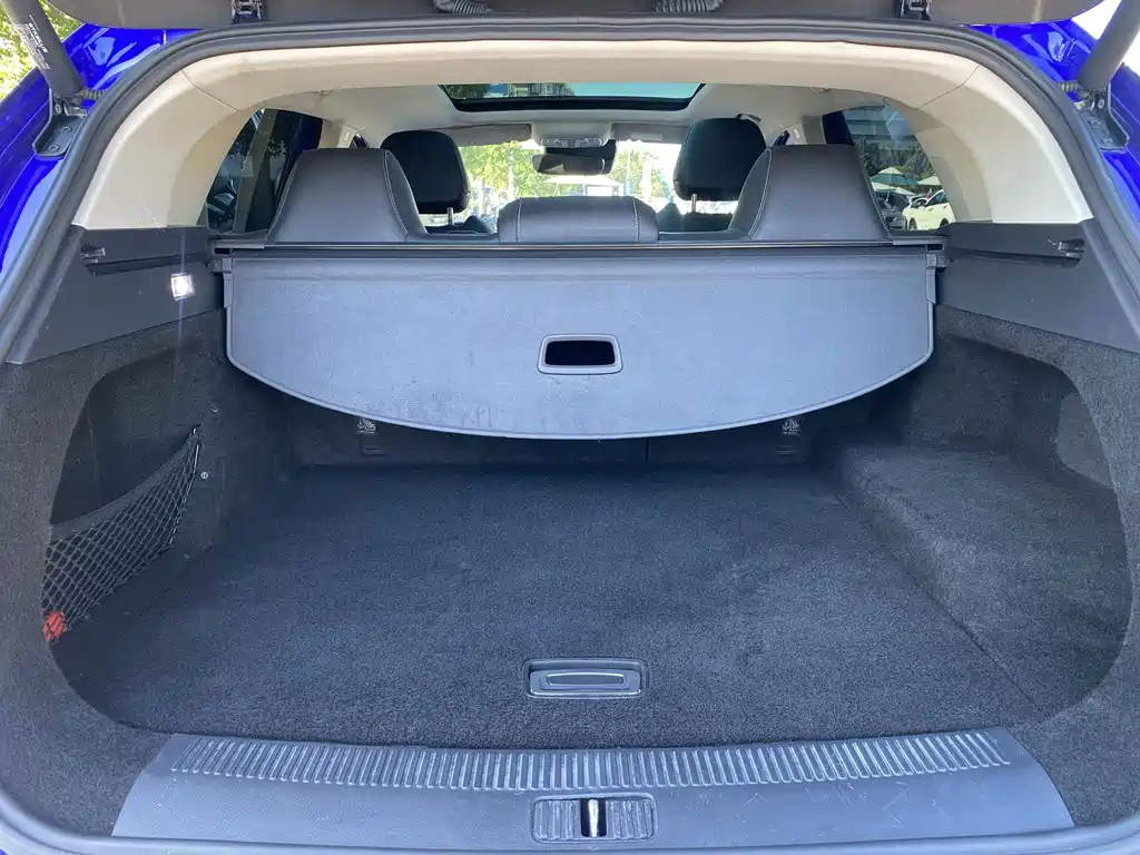 Roewe MARVEL X — миниатюра 15