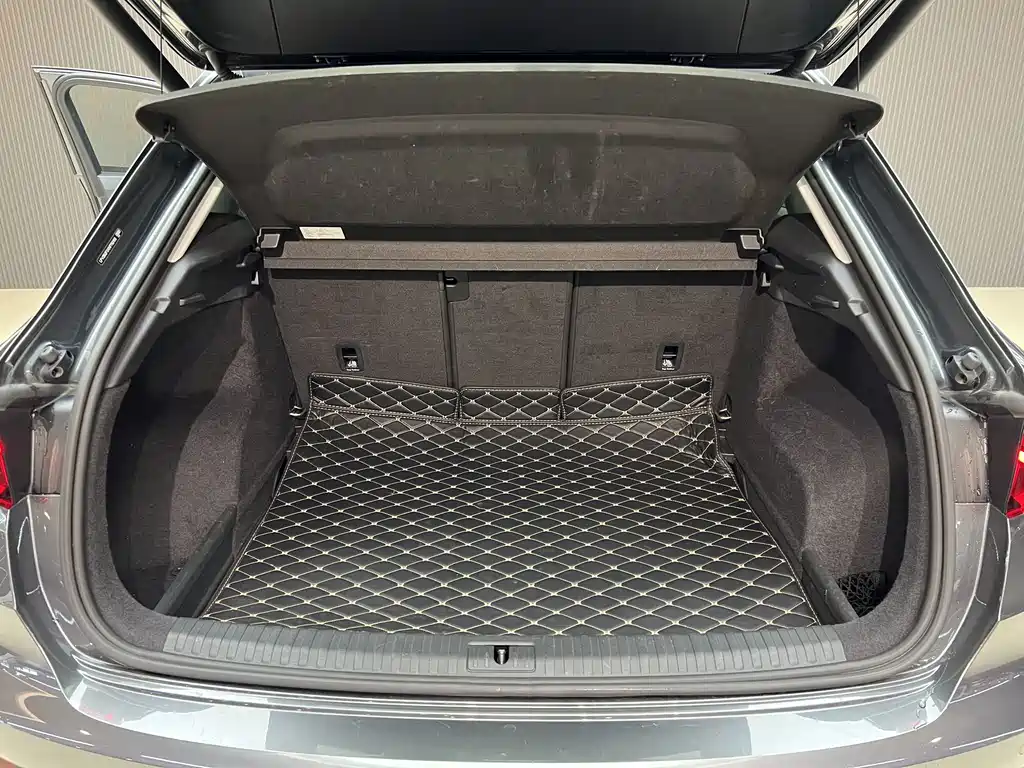 Audi Q3 — миниатюра 18