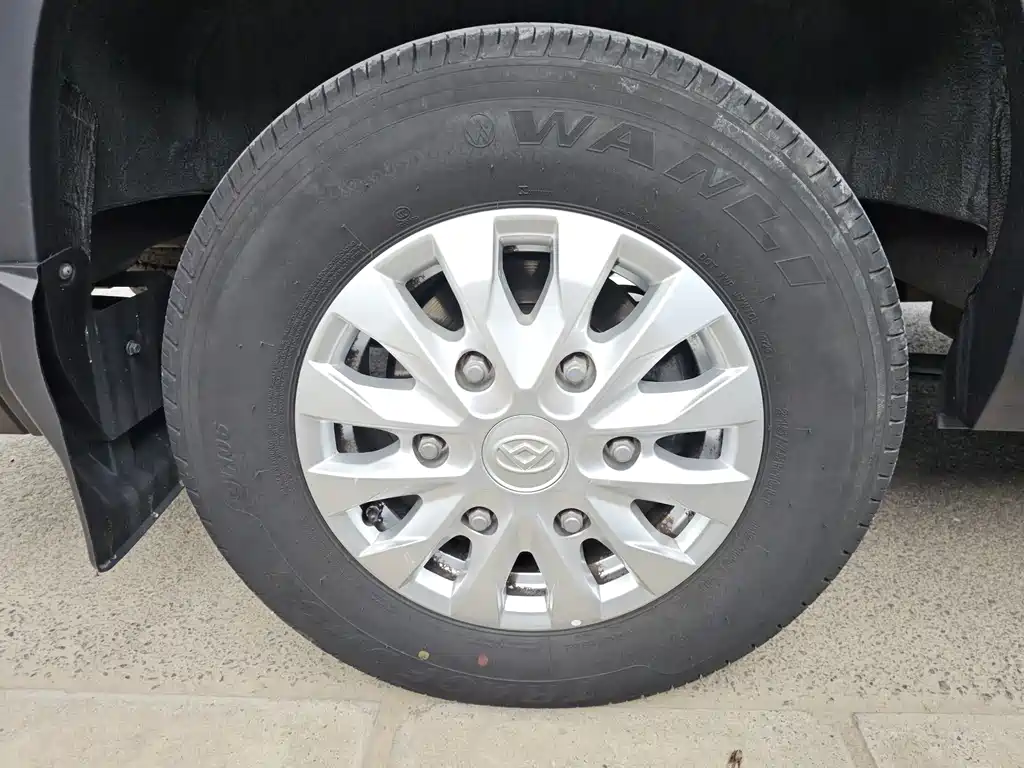 Maxus V90 — миниатюра 21
