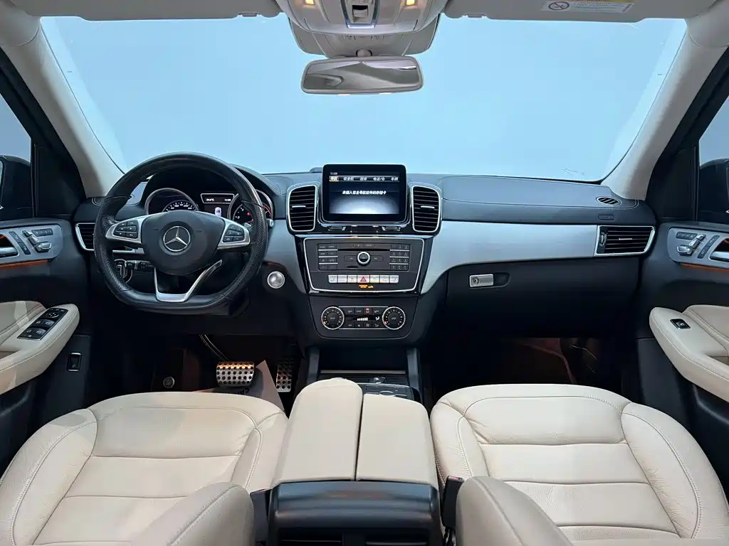 Mercedes-Benz GLE AMG — миниатюра 12