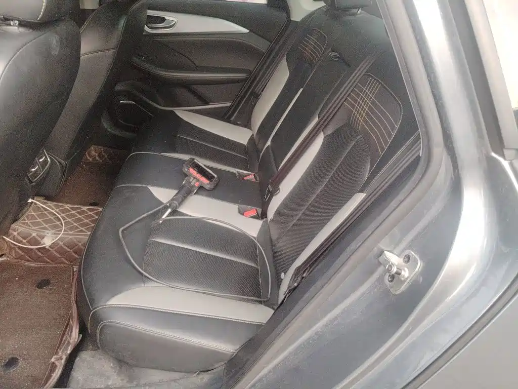 Roewe i6 MAX — миниатюра 13