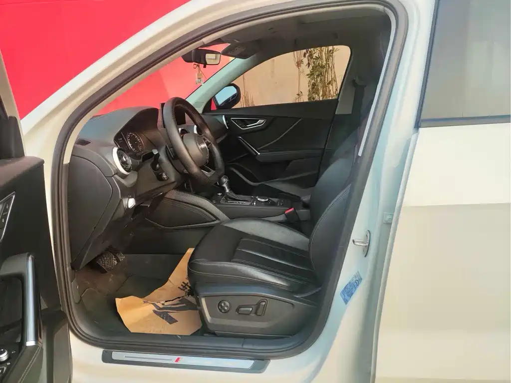 Audi Q2L — миниатюра 3