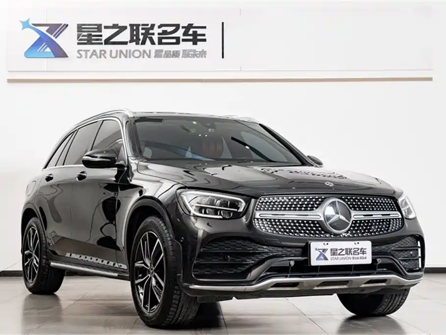 MERCEDES-BENZ GLC