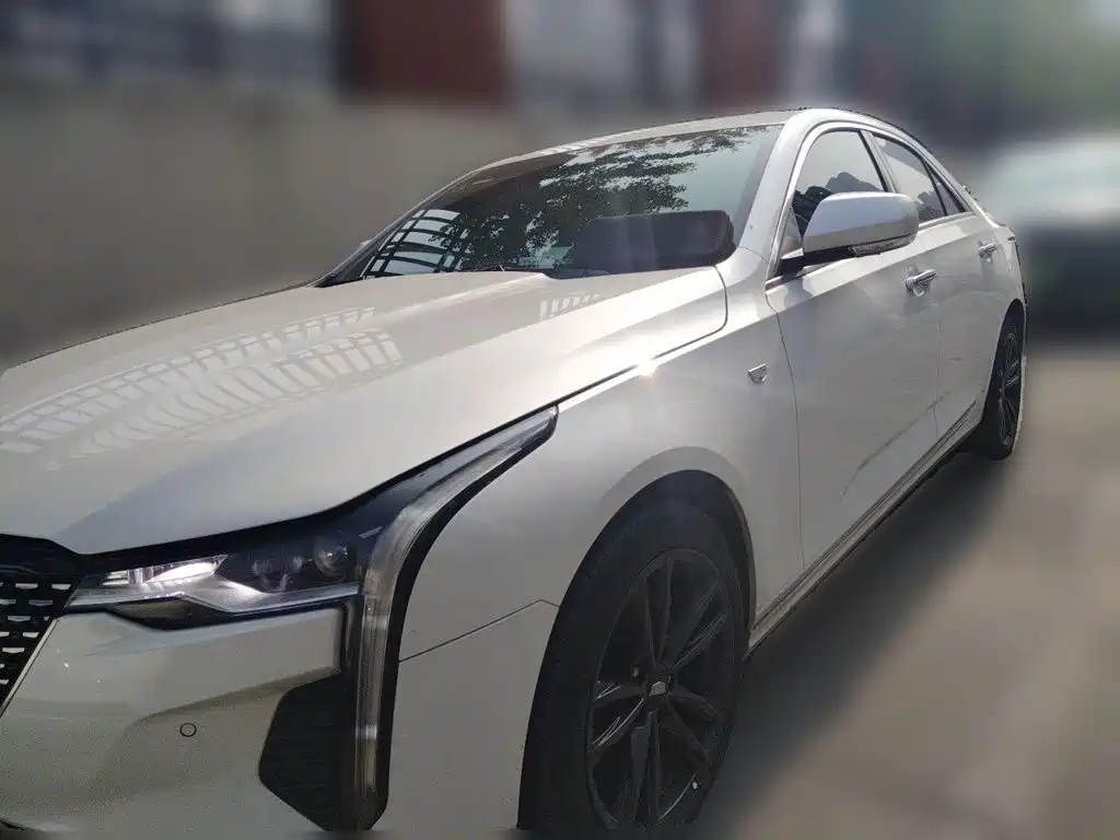 Cadillac CT4 — миниатюра 2