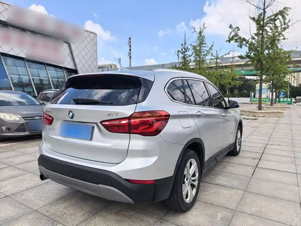 BMW X1 — миниатюра 10