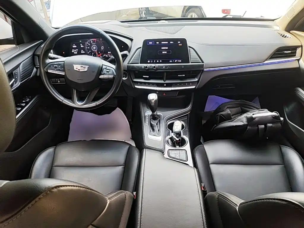 Cadillac CT4 — миниатюра 9