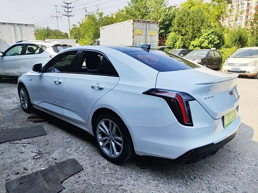 Cadillac CT4 — миниатюра 5