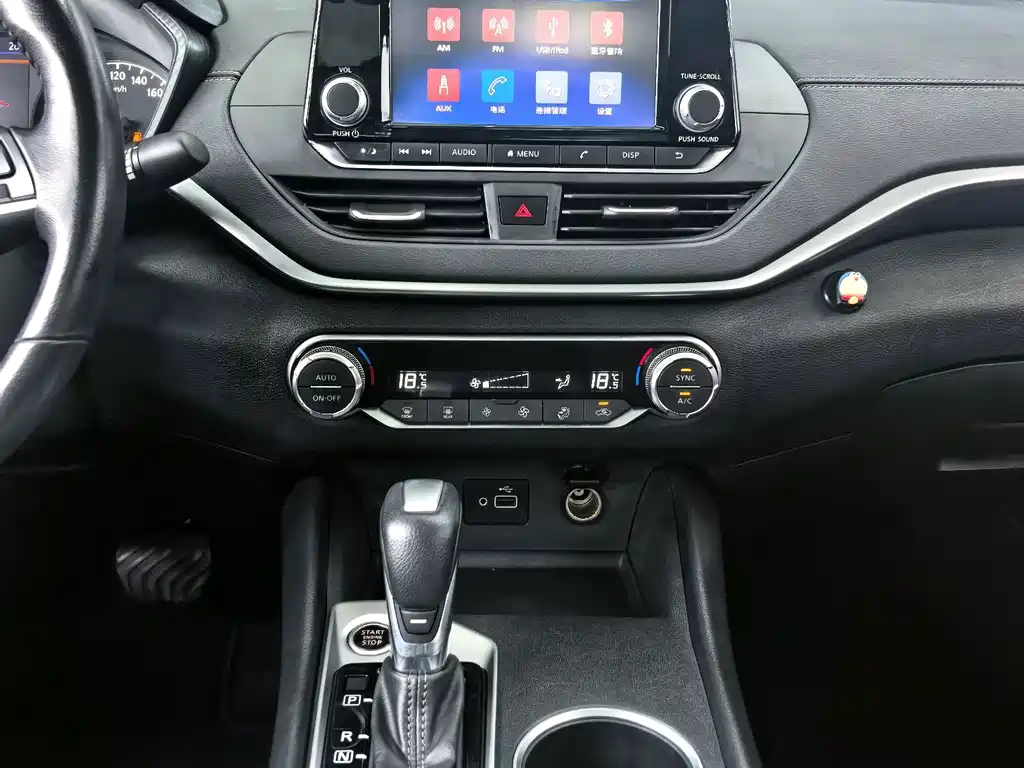 Nissan Teana — миниатюра 14