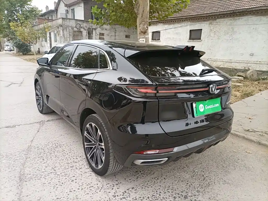 Changan UNI-K iDD — миниатюра 5