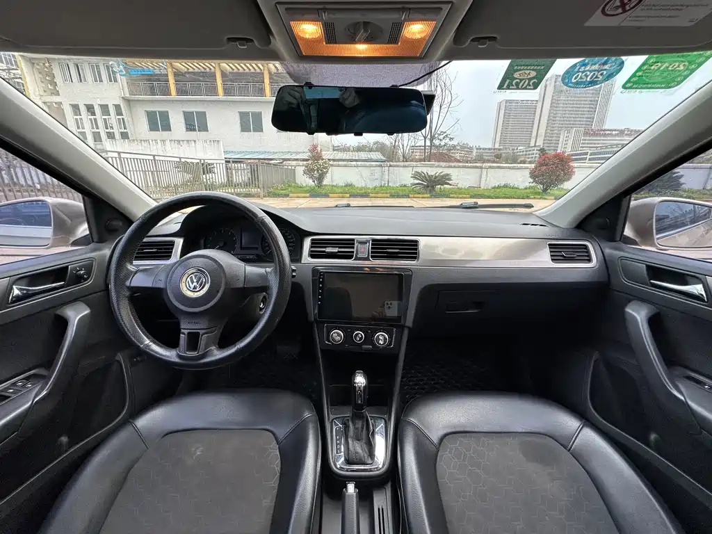 Volkswagen Santana 1.6L Auto Comfort Edition, фото 9