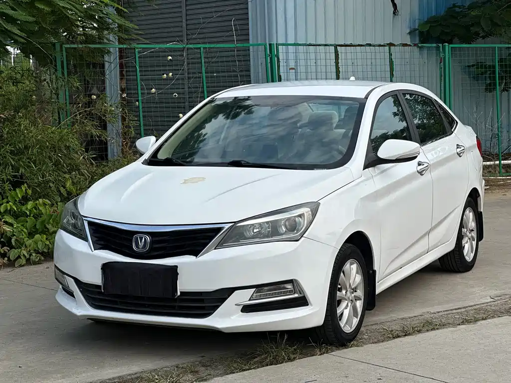 Changan V7