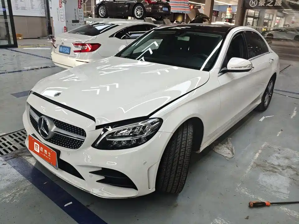 Mercedes-Benz C-Class 2020